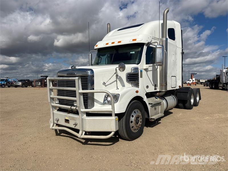 Freightliner SD122 6x4 T/A Sleeper Truck Tractor Tractor Units