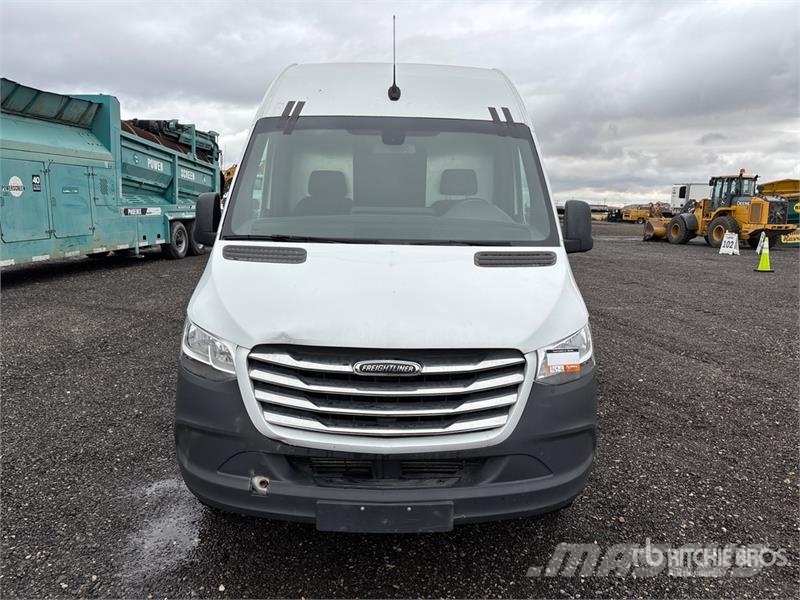 Freightliner SPRINTER Cargo Van Preču pārvadāšanas furgoni