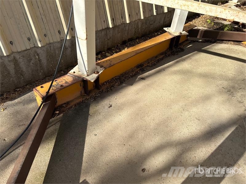 Friesen 1615CE +/- 115 ton 3 Ring Fertilizer Hopper Grain  Sonstige Ernte Verarbeitung und -lagerung