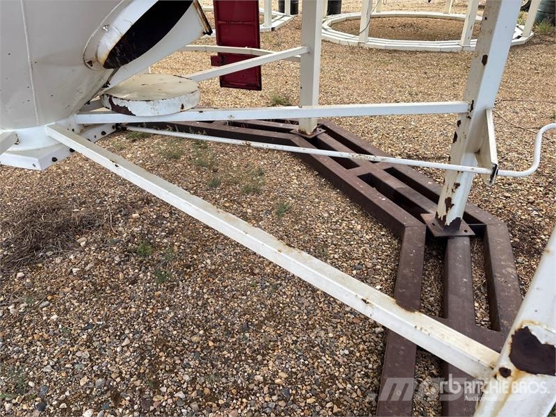 Friesen +/- 165 ton 5 Ring Fertilizer Hopper Grain Bin Afgrødehåndtering - Andet udstyr