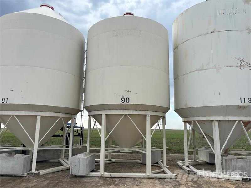 Friesen +/- 50 ton 2 Ring Fertilizer Hopper Grain Bin Stockage, conditionnement - Autres