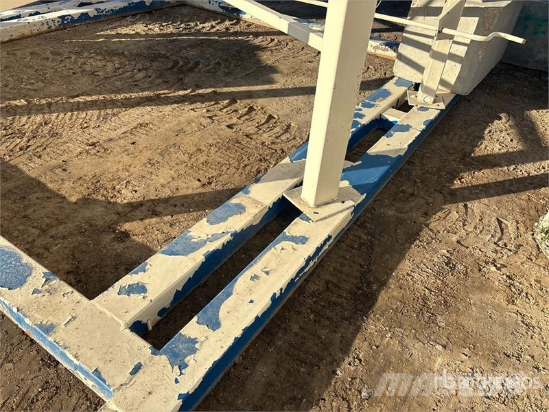 Friesen +/- 65 t 3 Ring Fertilizer Hopper Grain Bin Stockage, conditionnement - Autres