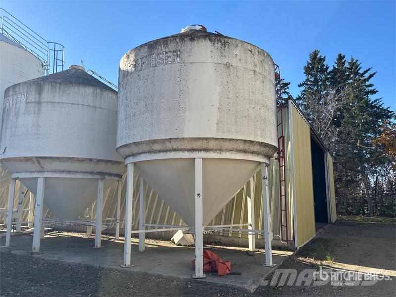 Friesen +/- 65 ton 2 Ring Fertilizer Hopper Grain Bin وحدات / آلات معالجة المحاصيل وتخزينها - أخرى