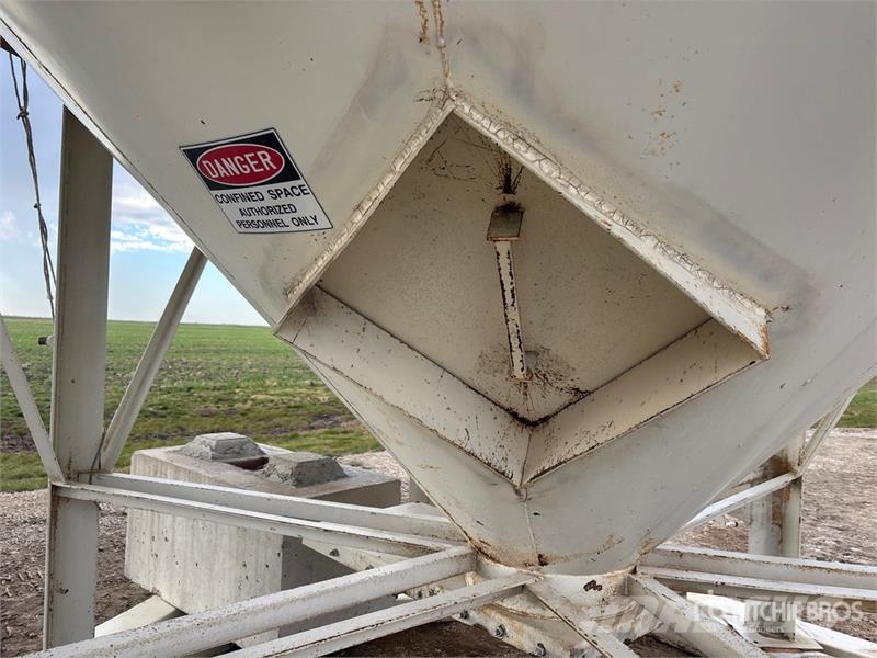 Friesen +/- 65 ton 3 Ring Fertilizer Hopper Grain Bin Stockage, conditionnement - Autres