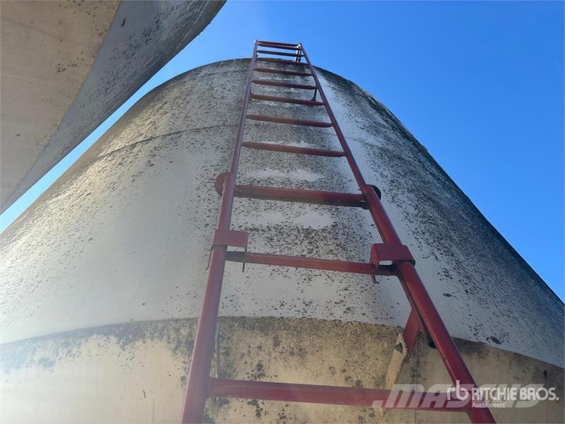 Friesen +/- 75 ton 3 Ring Fertilizer Hopper Grain Bin Sonstige Ernte Verarbeitung und -lagerung