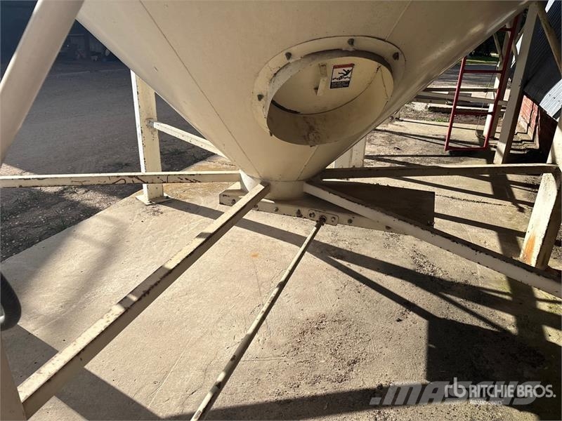Friesen +/- 75 ton 3 Ring Fertilizer Hopper Grain Bin Sonstige Ernte Verarbeitung und -lagerung