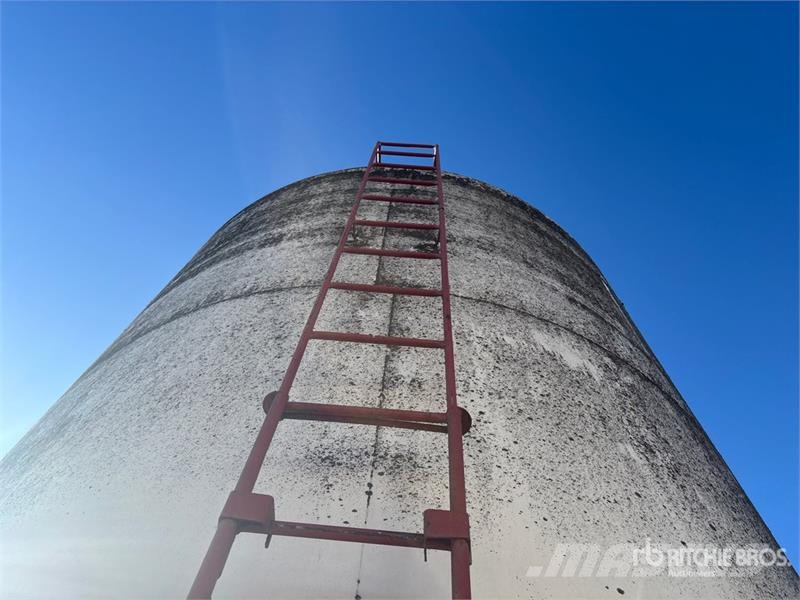 Friesen +/- 75 ton 3 Ring Fertilizer Hopper Grain Bin Macchine/unitá di lavorazione e stoccaggio/altri