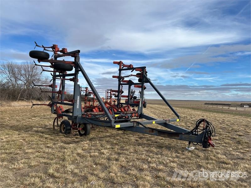 Friggstad 35 ft Cultivator زراعات