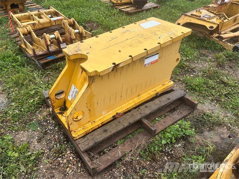 Front Mount Extension - Fits Motor Grader Drugi deli