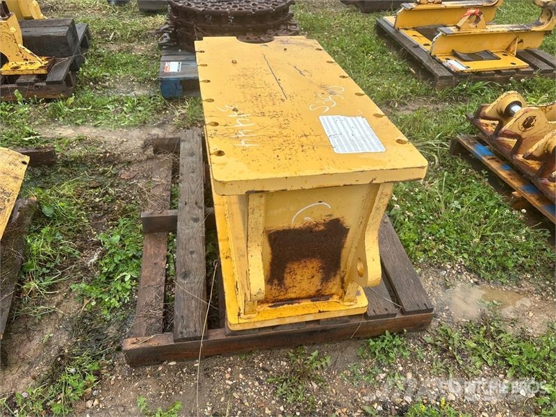  Front Mount Extension - Fits Motor Grader Drugi deli