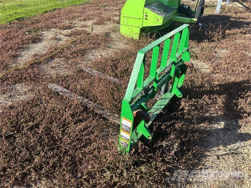Frontier 48 in Tractor Pallet Forks شوكات