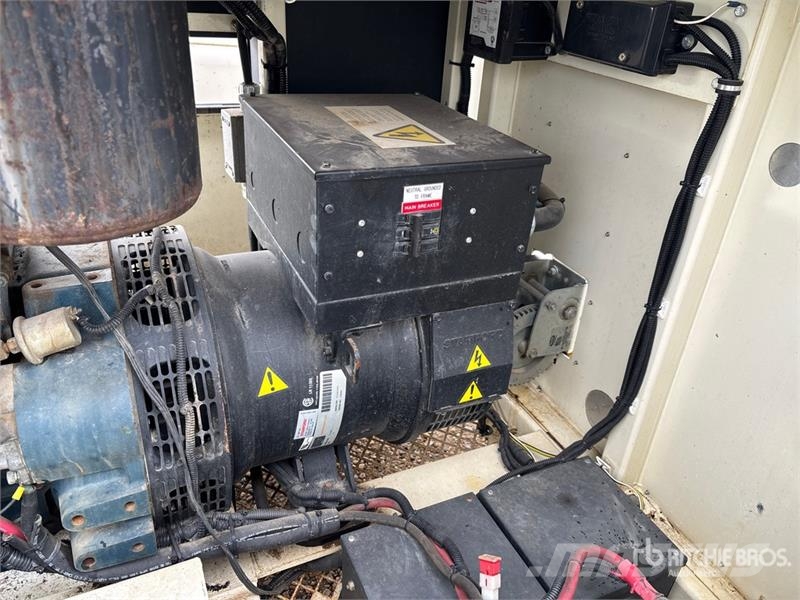 Frontier PT4021 21 kW Light Tower أبراج خفيفة