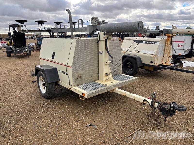 Frontier PT4021 21 kW Light Tower أبراج خفيفة