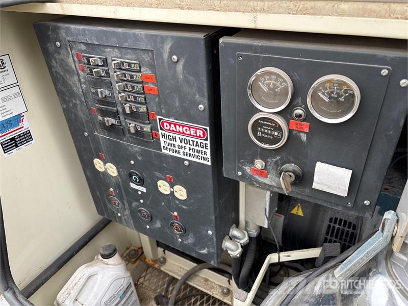 Frontier PT4023LS 23 kW Light Tower Generadores de luz