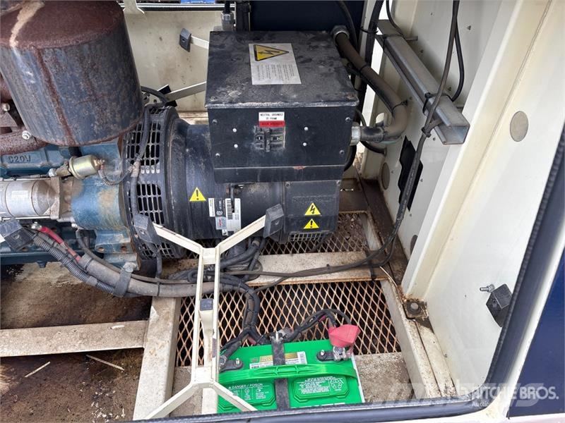 Frontier PT4023S 21 kW Skid Mounted Light Tower Fénytornyok