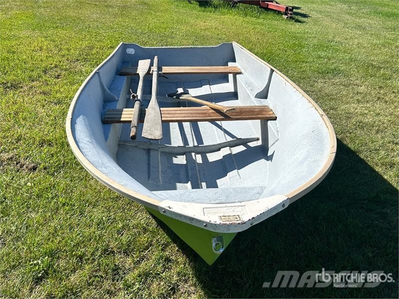  Frontiersman Cartop 11 11 ft Fiberglass Rowboat wi Drugi deli