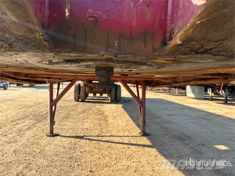 Fruehauf 46 ft Tri/A Flatbed Oilfield Trailer Macchine utensili