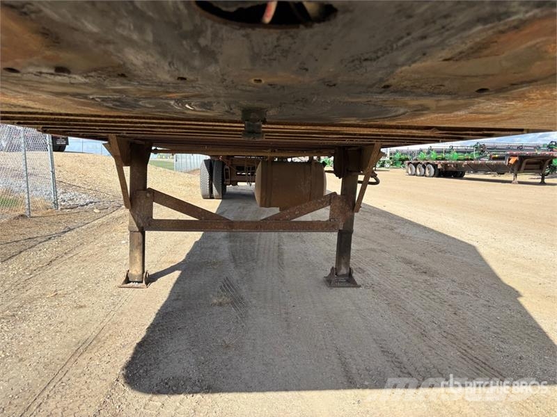 Fruehauf 46 ft x 102 in T/A Tool Crib Van Trailer Прицепы-фургоны