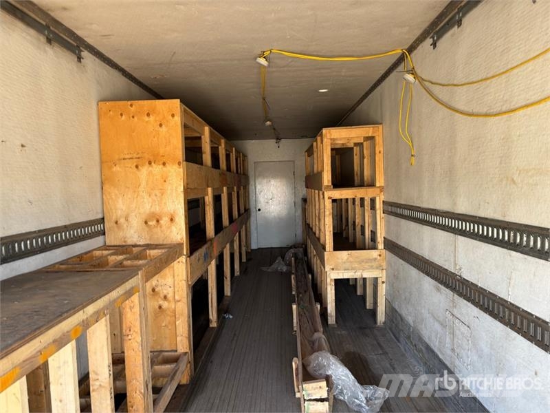 Fruehauf 46 ft x 102 in T/A Tool Crib Van Trailer Прицепы-фургоны