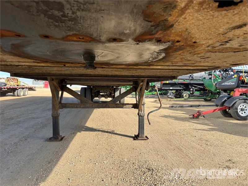 Fruehauf 48 ft x 102 in T/A Van Trailer Umpikoriperävaunut