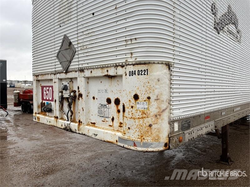 Fruehauf 48 ft x 102 in T/A Tool Crib Van Trailer Rimorchi cassonati