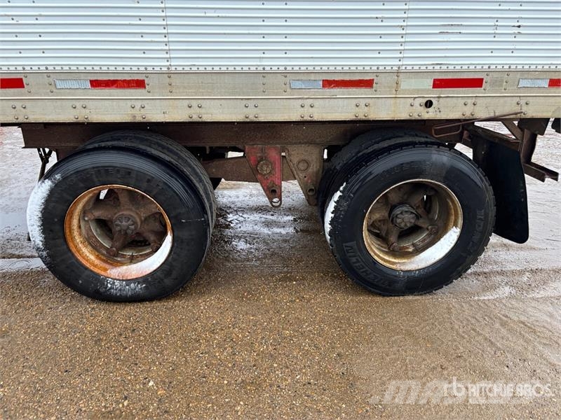 Fruehauf 48 ft x 102 in T/A Tool Crib Van Trailer Rimorchi cassonati