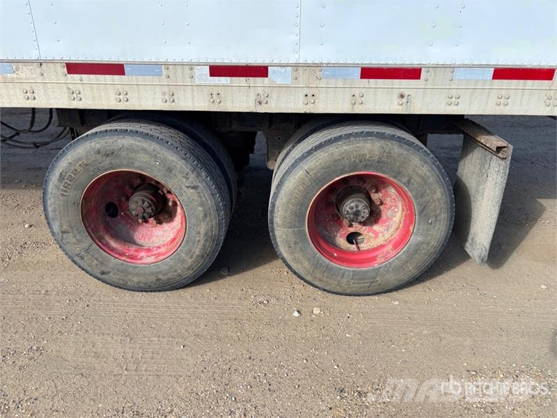 Fruehauf 48 ft x 102 in T/A Van Trailer Umpikoriperävaunut