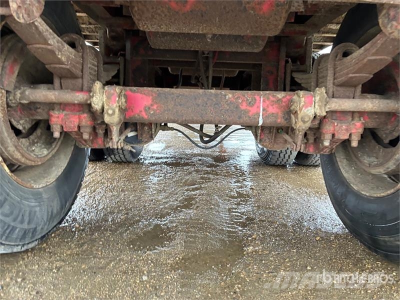 Fruehauf 48 ft x 102 in T/A Tool Crib Van Trailer Rimorchi cassonati