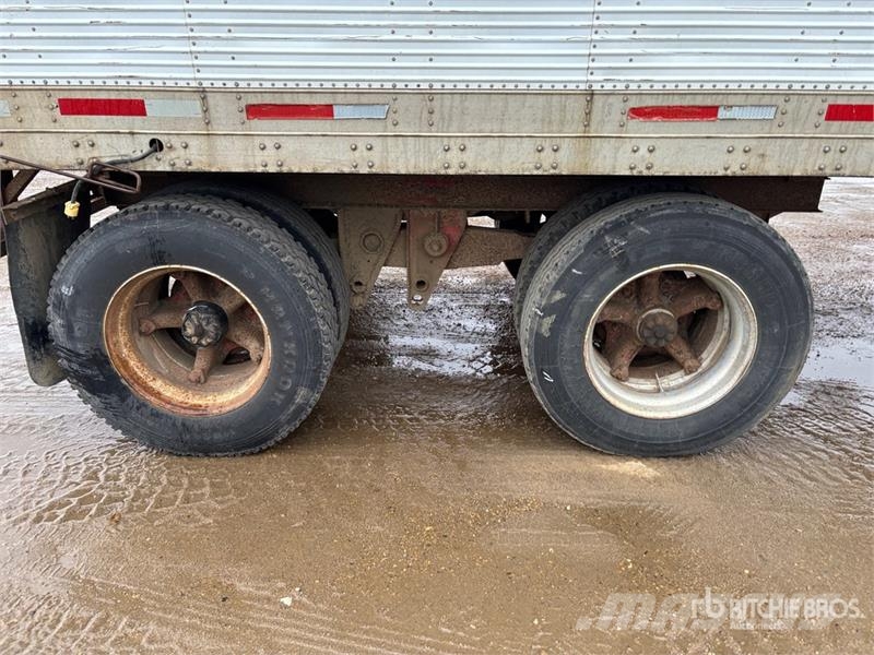 Fruehauf 48 ft x 102 in T/A Tool Crib Van Trailer Rimorchi cassonati