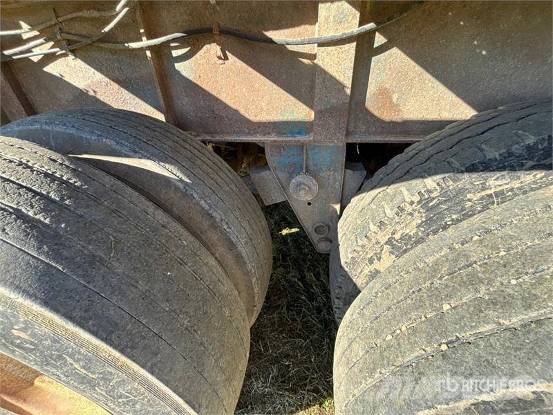 Fruehauf 50 ft T/A Bale Hauling Trailer Muut heinä- ja tuorerehukoneet