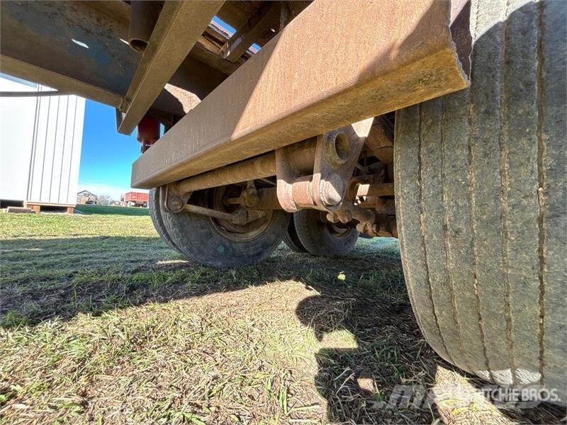 Fruehauf 50 ft T/A Bale Hauling Trailer Muut heinä- ja tuorerehukoneet