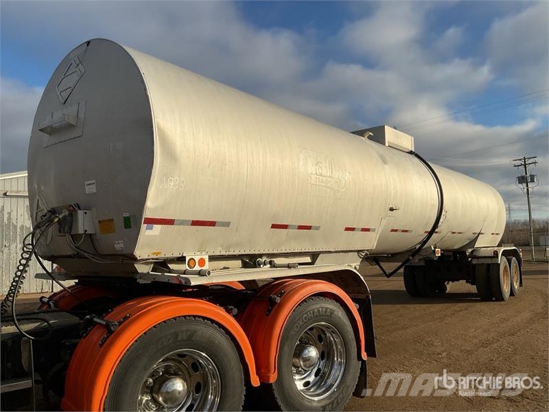 Fruehauf Aspahlt Tanker Trailer 罐式拖车