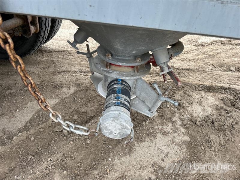 Fruehauf HAB-F2W-J1200 T/A Pneumatic Bulk Trailer Інші причепи