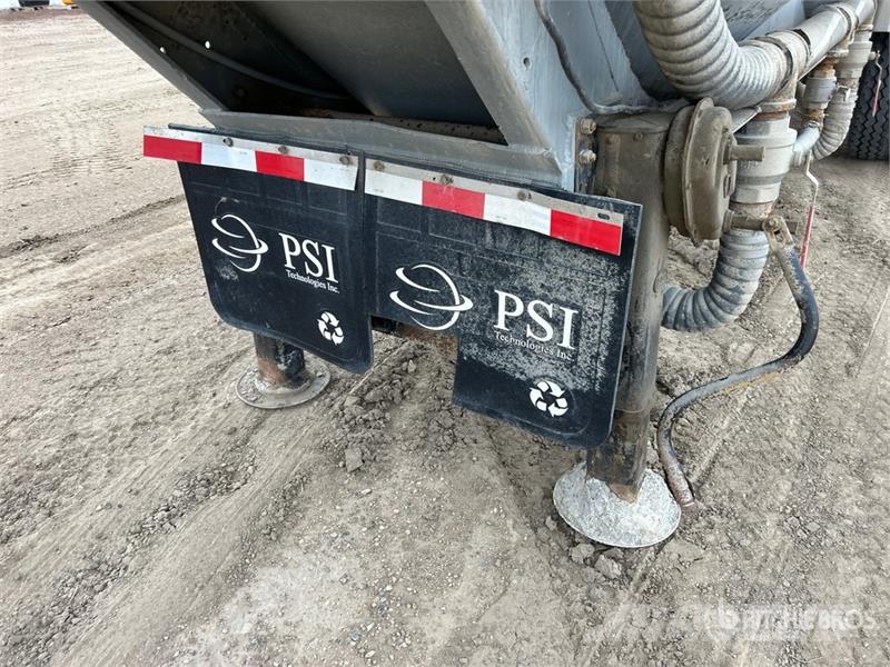 Fruehauf HAB-F2W-J1200 T/A Pneumatic Bulk Trailer Інші причепи