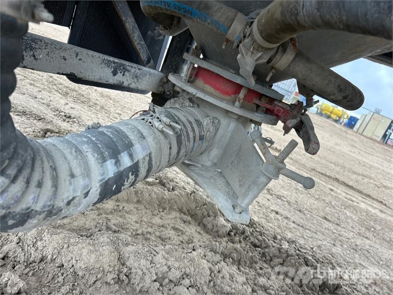 Fruehauf HAB-F2W-J1200 T/A Pneumatic Bulk Trailer Інші причепи