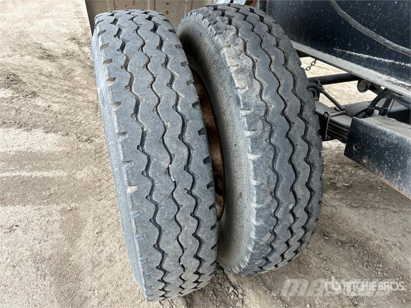 Fruehauf HAB-F2W-J1200 T/A Pneumatic Bulk Trailer Інші причепи