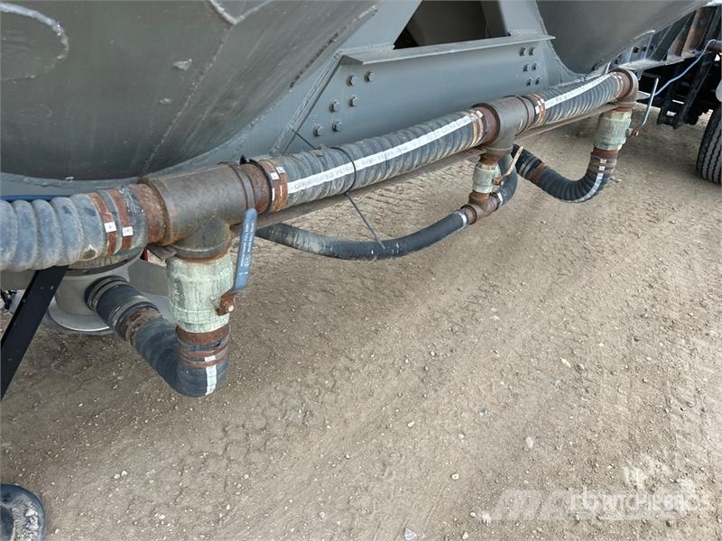 Fruehauf T/A Pneumatic Bulk Trailer Інші причепи