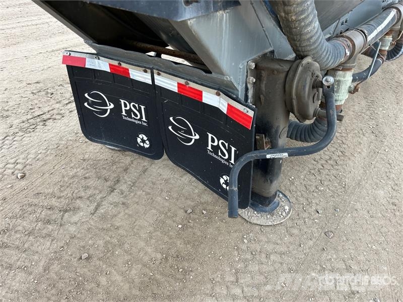 Fruehauf T/A Pneumatic Bulk Trailer Інші причепи