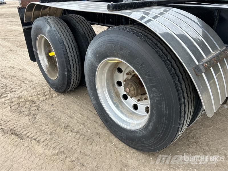 Fruehauf T/A Pneumatic Bulk Trailer Інші причепи