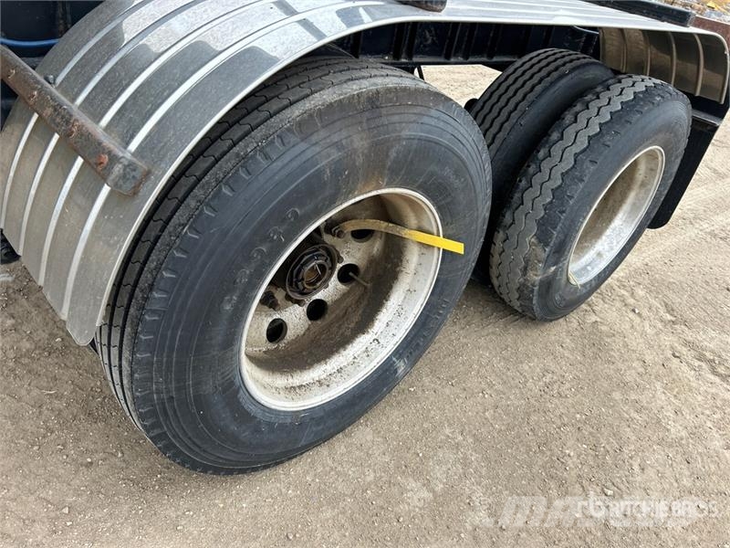 Fruehauf T/A Pneumatic Bulk Trailer Інші причепи
