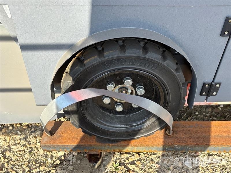 FS S19 Ride-On Electric Floor Sweeper Λοιπός εξοπλισμός συγκομιδής