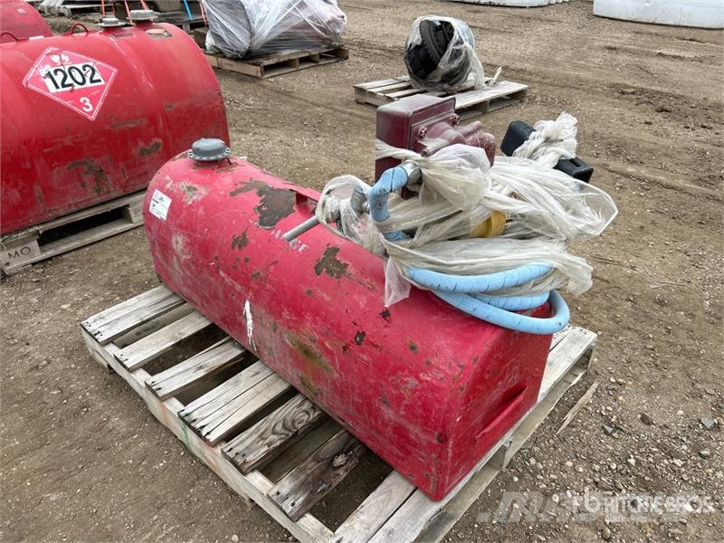 Fuel Tank Üzemanyag- és adaléktartályok