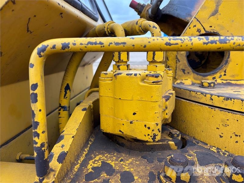 Galion Model 80 40 ton 4x4 Rough Terrain Crane 越野轮胎起重机︳越野吊︳越野起重机︳移动式起重机