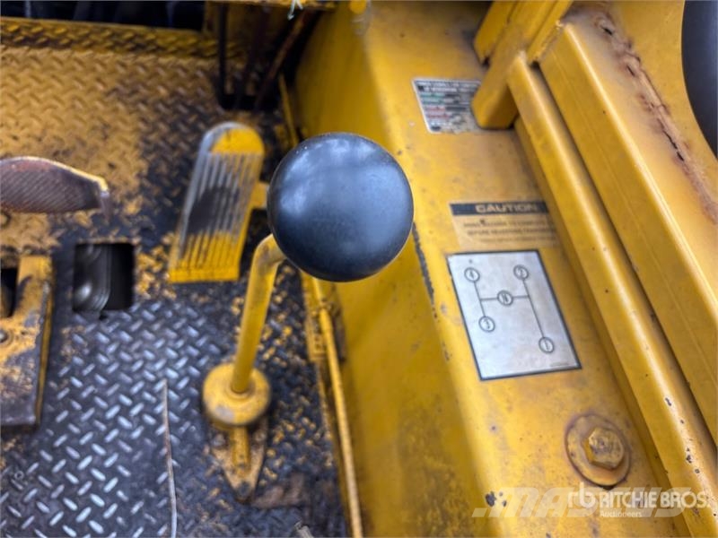 Galion Model 80 40 ton 4x4 Rough Terrain Crane 越野轮胎起重机︳越野吊︳越野起重机︳移动式起重机