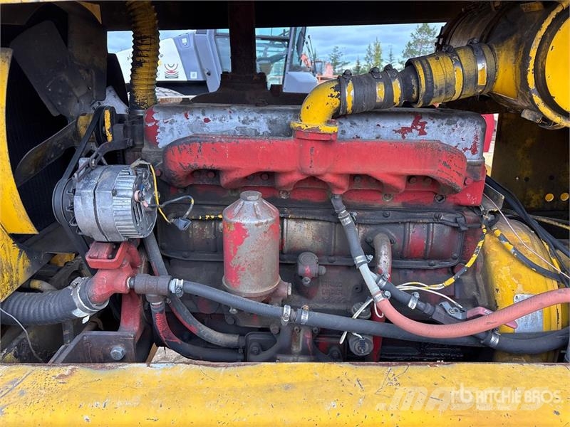 Galion Model 80 40 ton 4x4 Rough Terrain Crane 越野轮胎起重机︳越野吊︳越野起重机︳移动式起重机