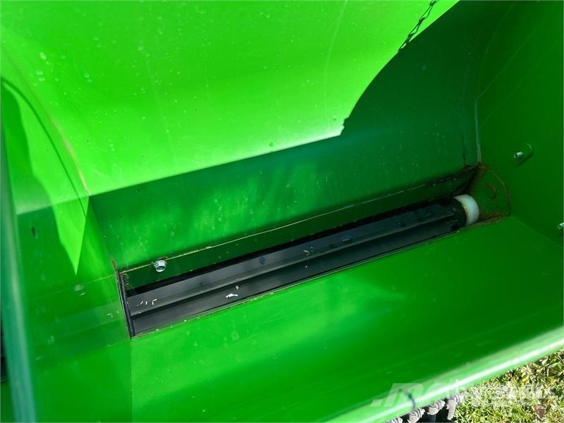  GANDY 2848SS 4 ft 3-Point Hitch 3 Point Hitch Seed مثاقيب