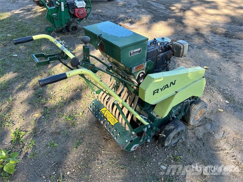 GANDY JMC Slit Over Seeder (Inoperable) Sonstige Landmaschinen