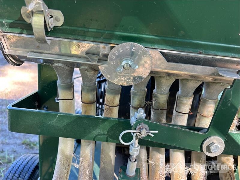GANDY JMC Slit Over Seeder (Inoperable) Sonstige Landmaschinen