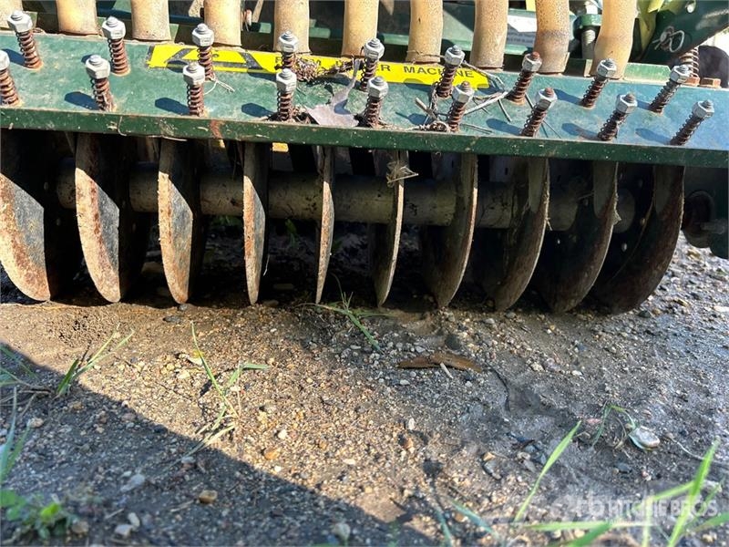 GANDY JMC Slit Over Seeder (Inoperable) Sonstige Landmaschinen