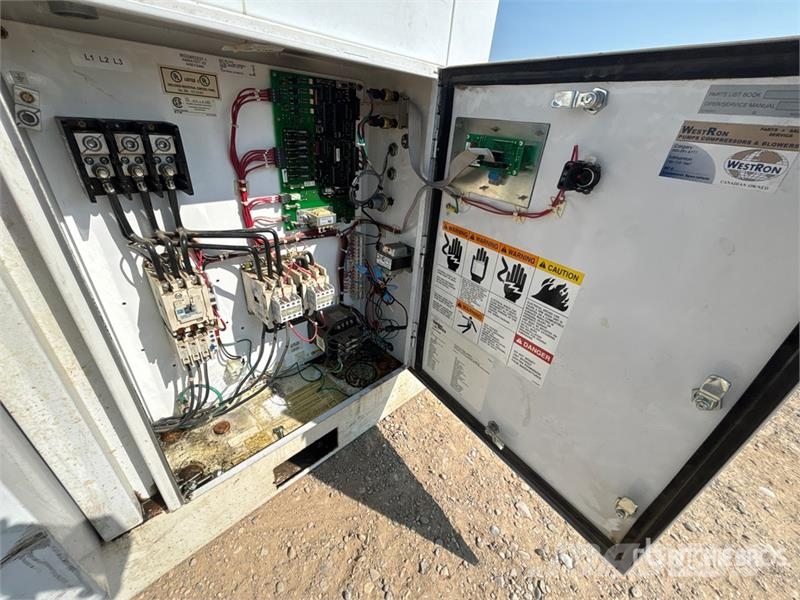 Gardner-Denver EDE99M 10.3 gal Air Compressor Compressors
